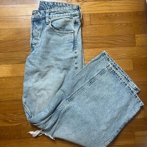 Light wash ripped jeans wide leg